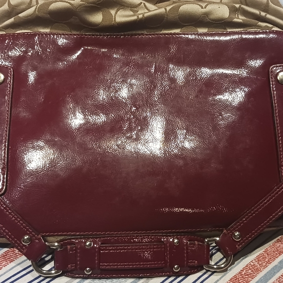 Authentic Coach Sabrina satchel in patent leather and satin canvas - Picture 12 of 14